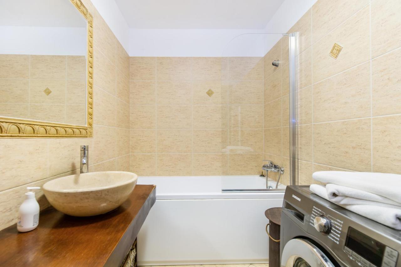 Brasov Welcome Apartments Urban Luaran gambar