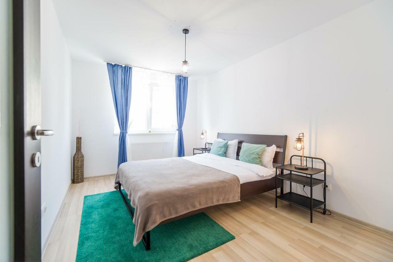 Brasov Welcome Apartments Urban Luaran gambar